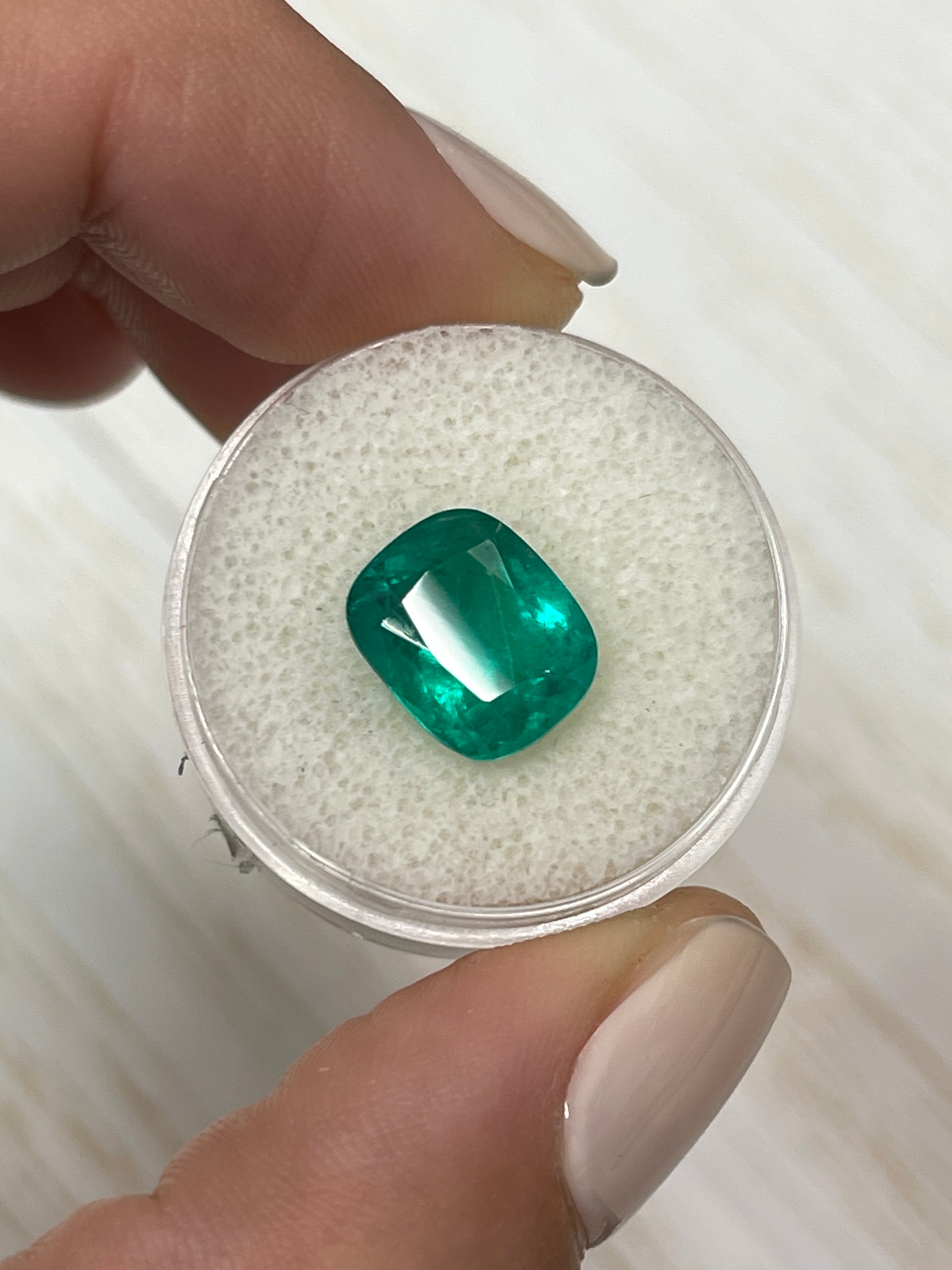 11x9 Cushion Cut Colombian Emerald - 4.45 Carats of Lustrous Muzo Green Elegance