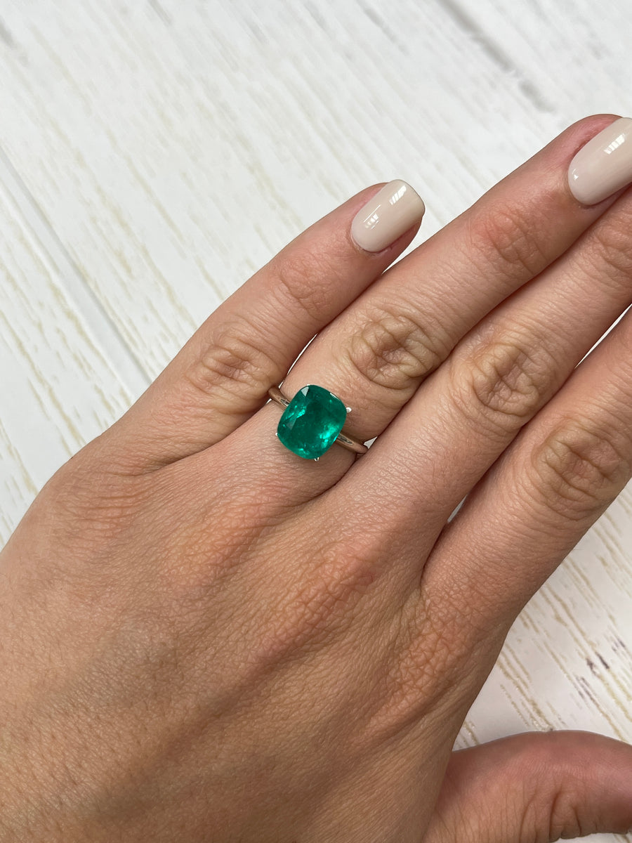 11x9 Cushion Cut Loose Colombian Emerald - Stunning 4.45 Carat Natural Gem, Vivid Green