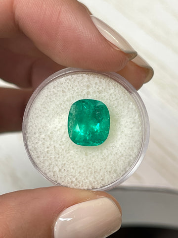 Vivid Green Colombian Emerald - 4.46 Carat Cushion-Cut Gemstone