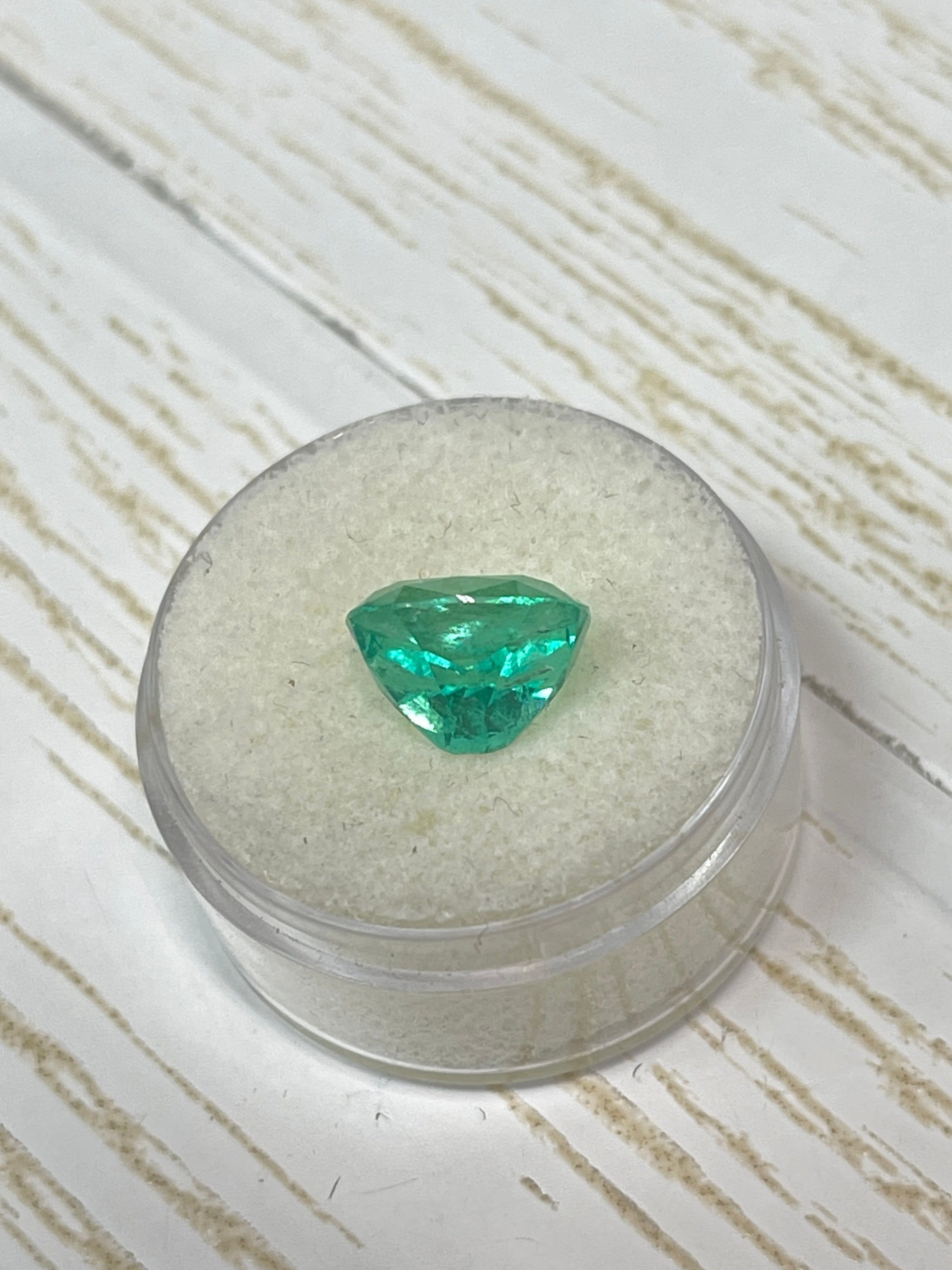 4.76 Carat Colombian Emerald Gemstone - Lively Yellowish Green