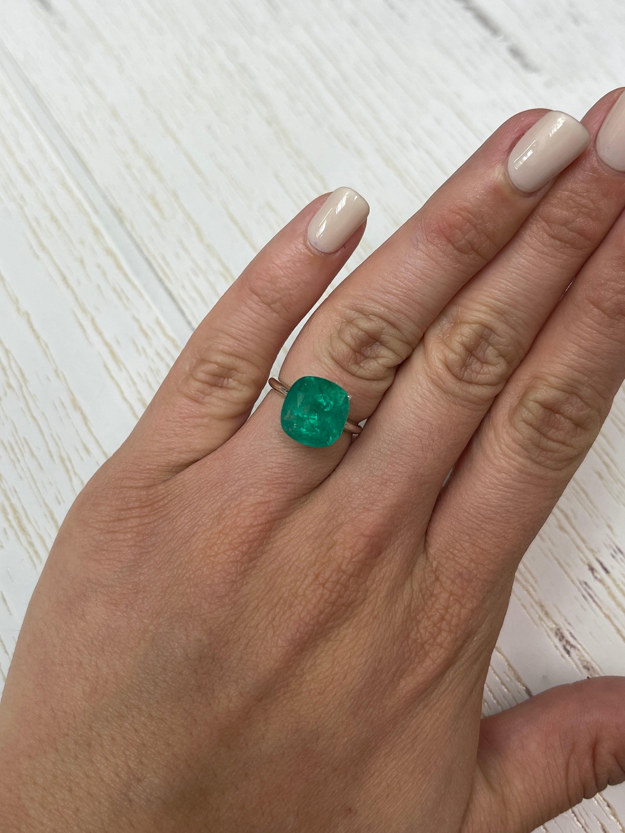 Lustrous Green Colombian Emerald - 6.97 Carat Cushion Cut