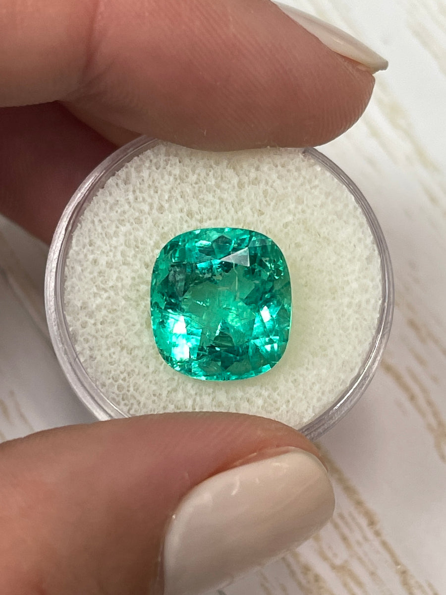 Lustrous Bluish Green Colombian Emerald: 8.46 Carats, GIA-Certified, Loose 13x12 mm Cushion Cut
