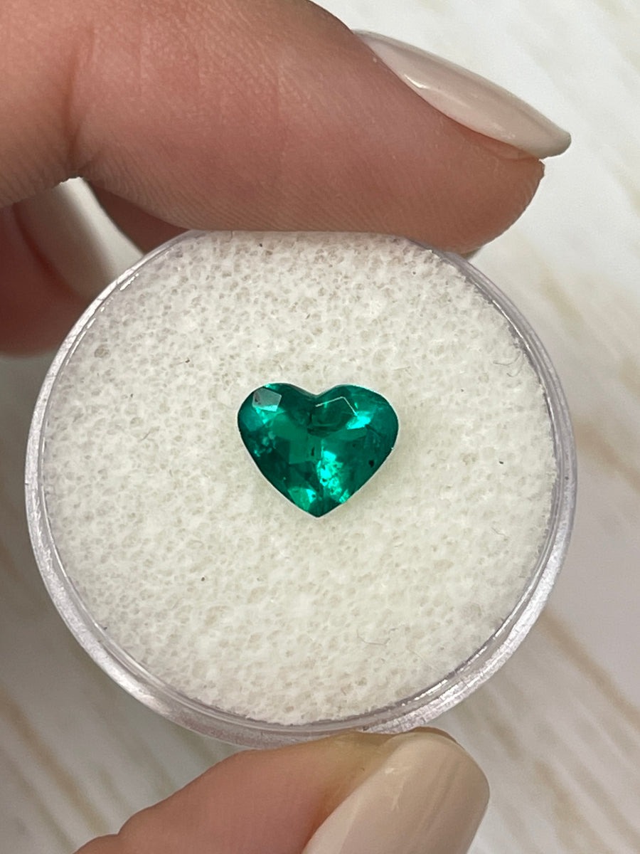 Vibrant Muzo Green Colombian Emerald - Heart-Shaped Gemstone, 1.14 Carats, Loose Stone
