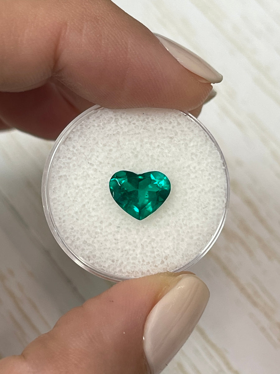 Exquisite Heart-Shaped Colombian Emerald Ring - 1.55 Carat Loose Gem