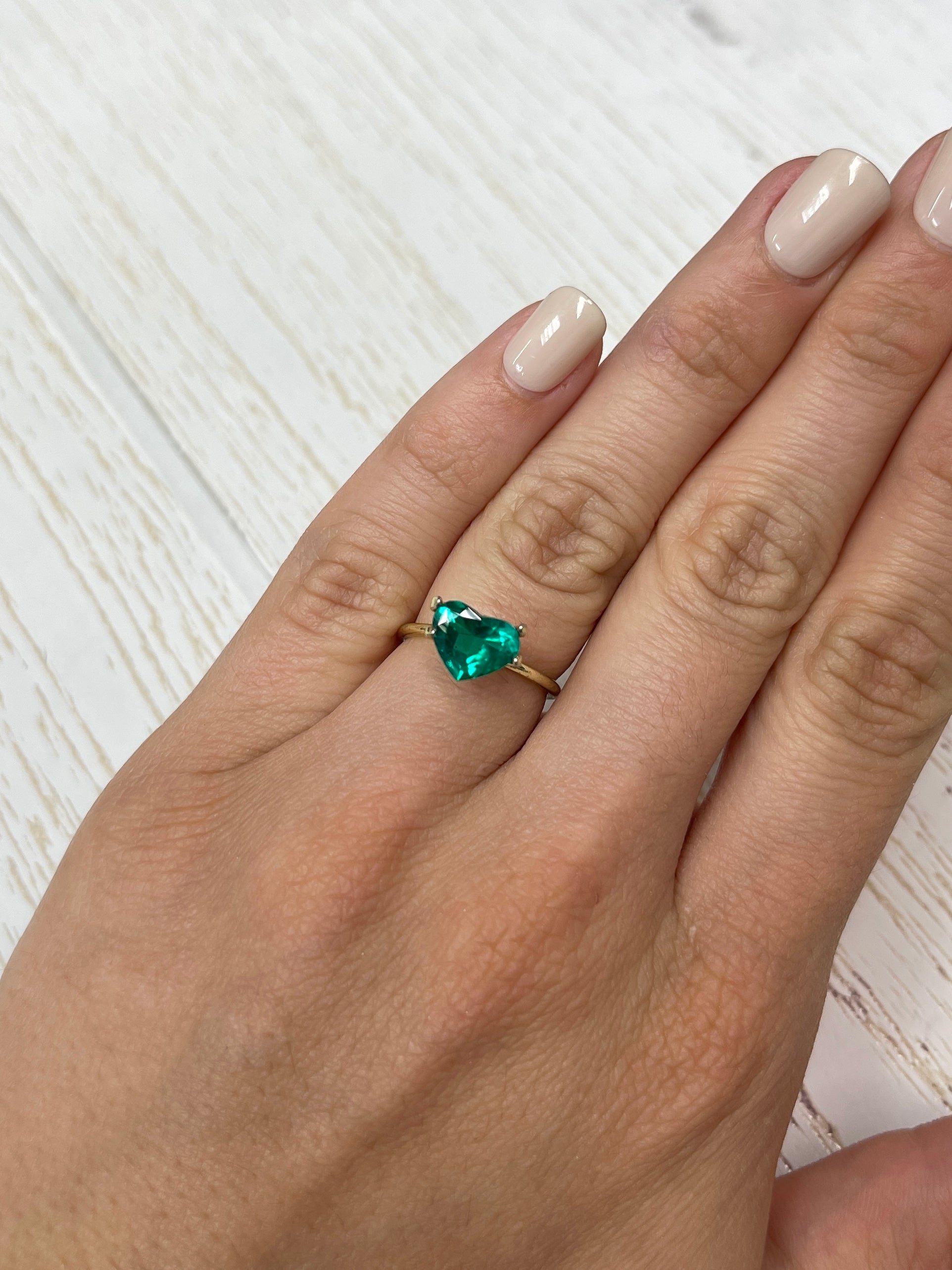 1.55 Carat Vivid Muzo Green Natural Loose Colombian Emerald-Heart Cut - JR Colombian Emeralds