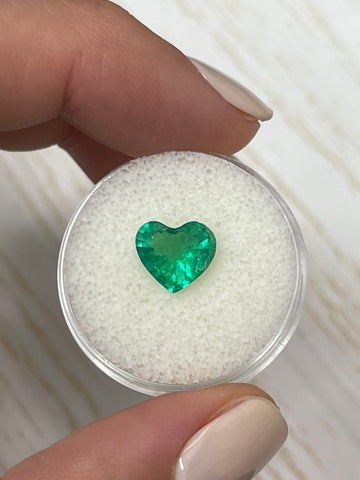 Heart-Shaped Zambian Emerald Ring with 1.63 Carat Medium Green Gemstone
