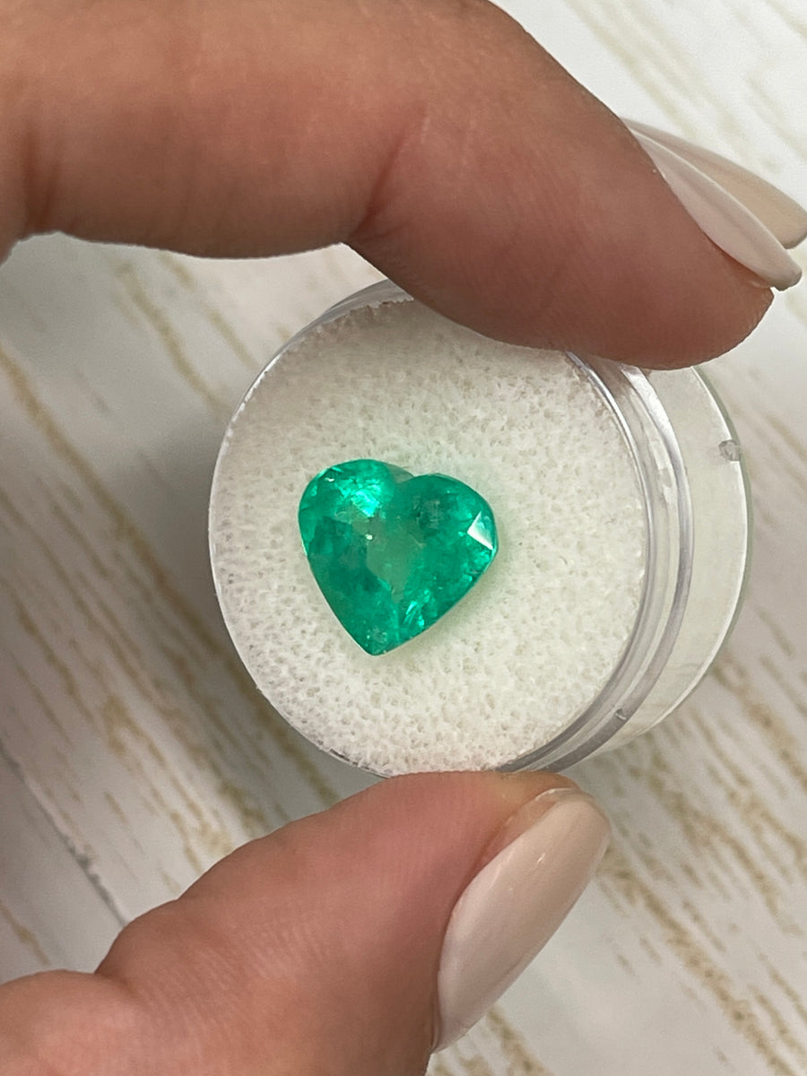 5.16 Carat Heart-Shaped Natural Colombian Emerald - Brilliant Green Beauty