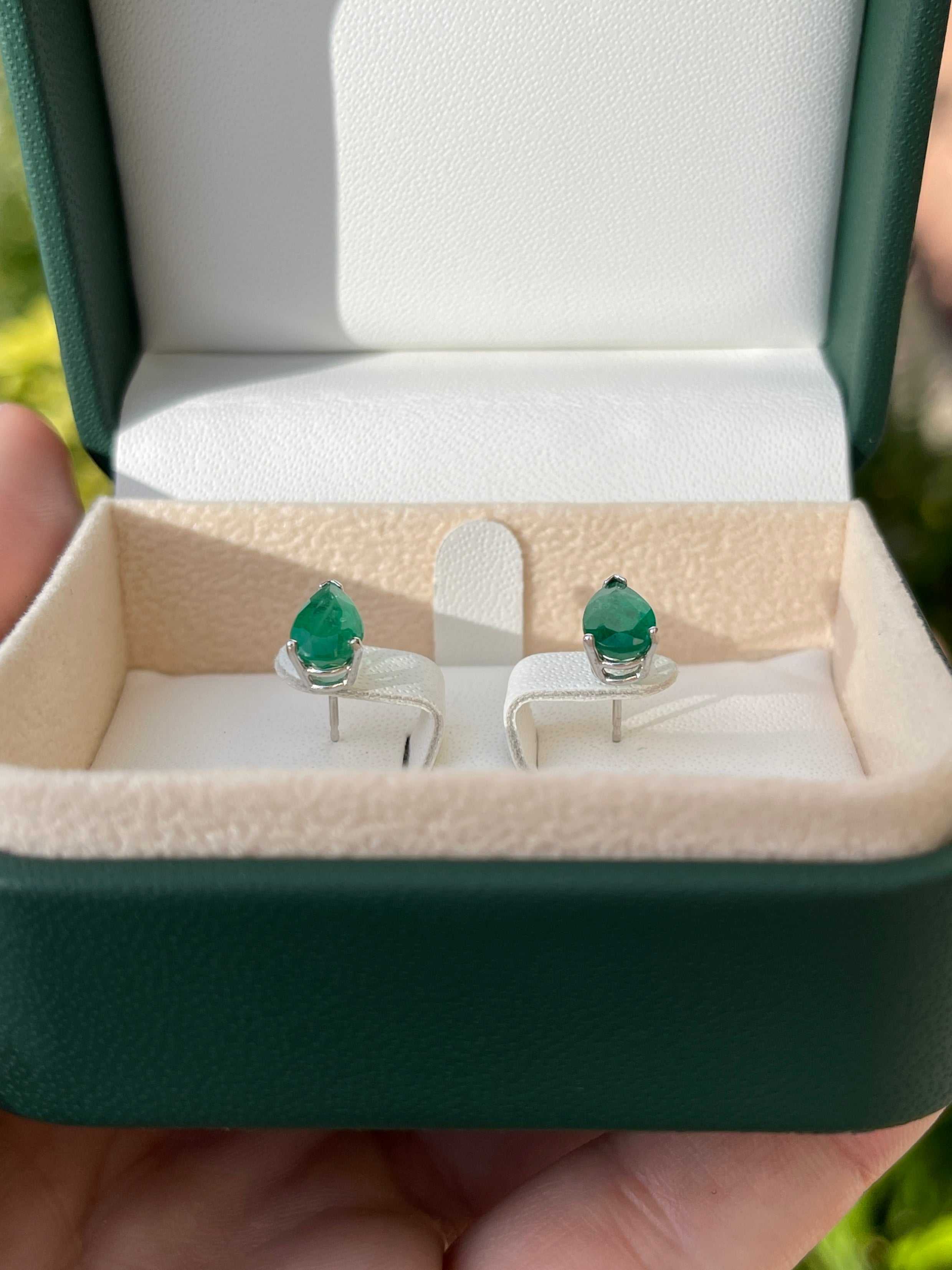 2.0tcw Natural Dark Forest Emerald Pear Cut Teardrop White Gold 14K - JR Colombian Emeralds