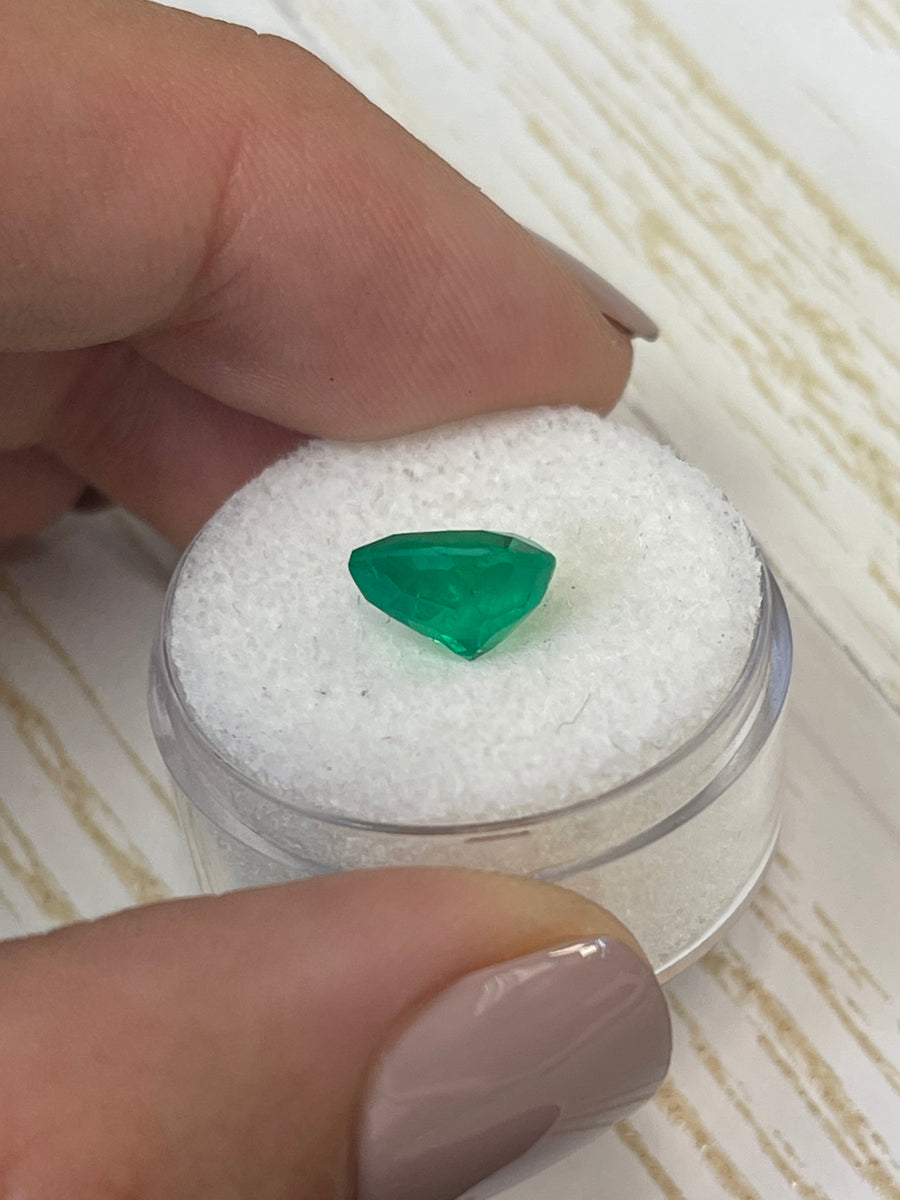 Bluish Green Colombian Emerald - 2.62 Carats - Exceptional Heart-Cut Gem