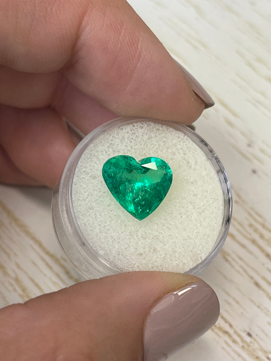 Vivid Green 4.12 Carat Heart-Cut Colombian Emerald with Minor Oil Clarity