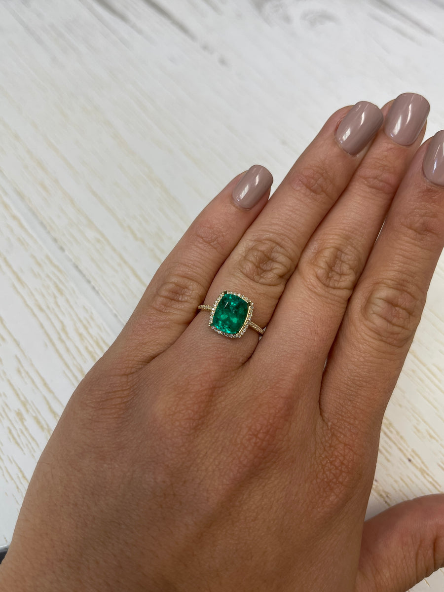 2.66 Carat 9.5x7.5 Vivid Muzo Green Natural Loose Colombian Emerald-Elongated Cushion Cut