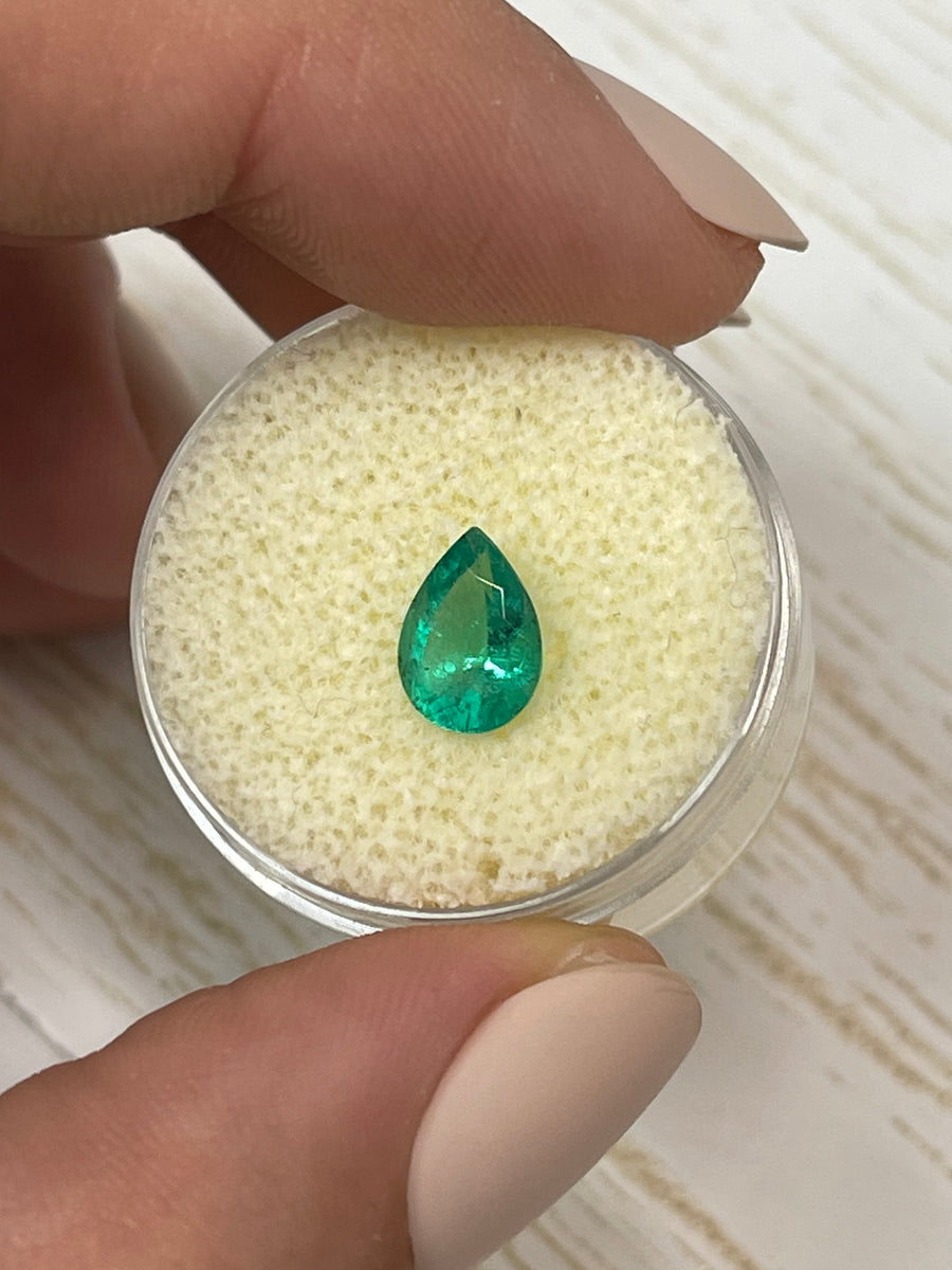 Loose Colombian Emerald - Pear-Shaped, Medium Green, 1.15 Carats
