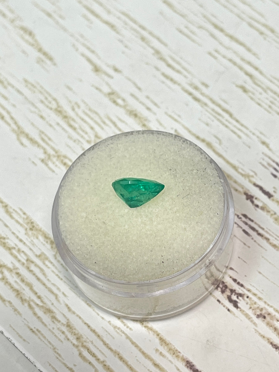 Loose Colombian Emerald - Pear Cut - 1.16 Carat in Spring Green Hue