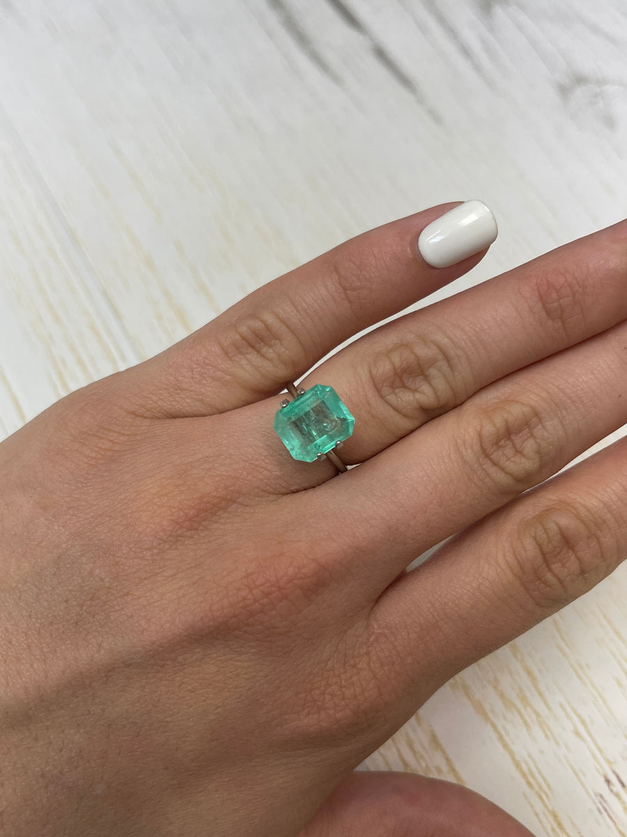 Colombian Emerald, 4.43 Carats, Emerald Cut - Sizeable 11x10mm Spread