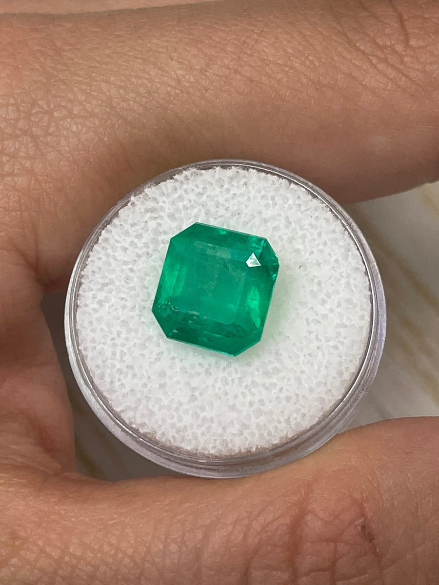 Stunning 6.25 Carat Apple Green Emerald - Colombian Origin