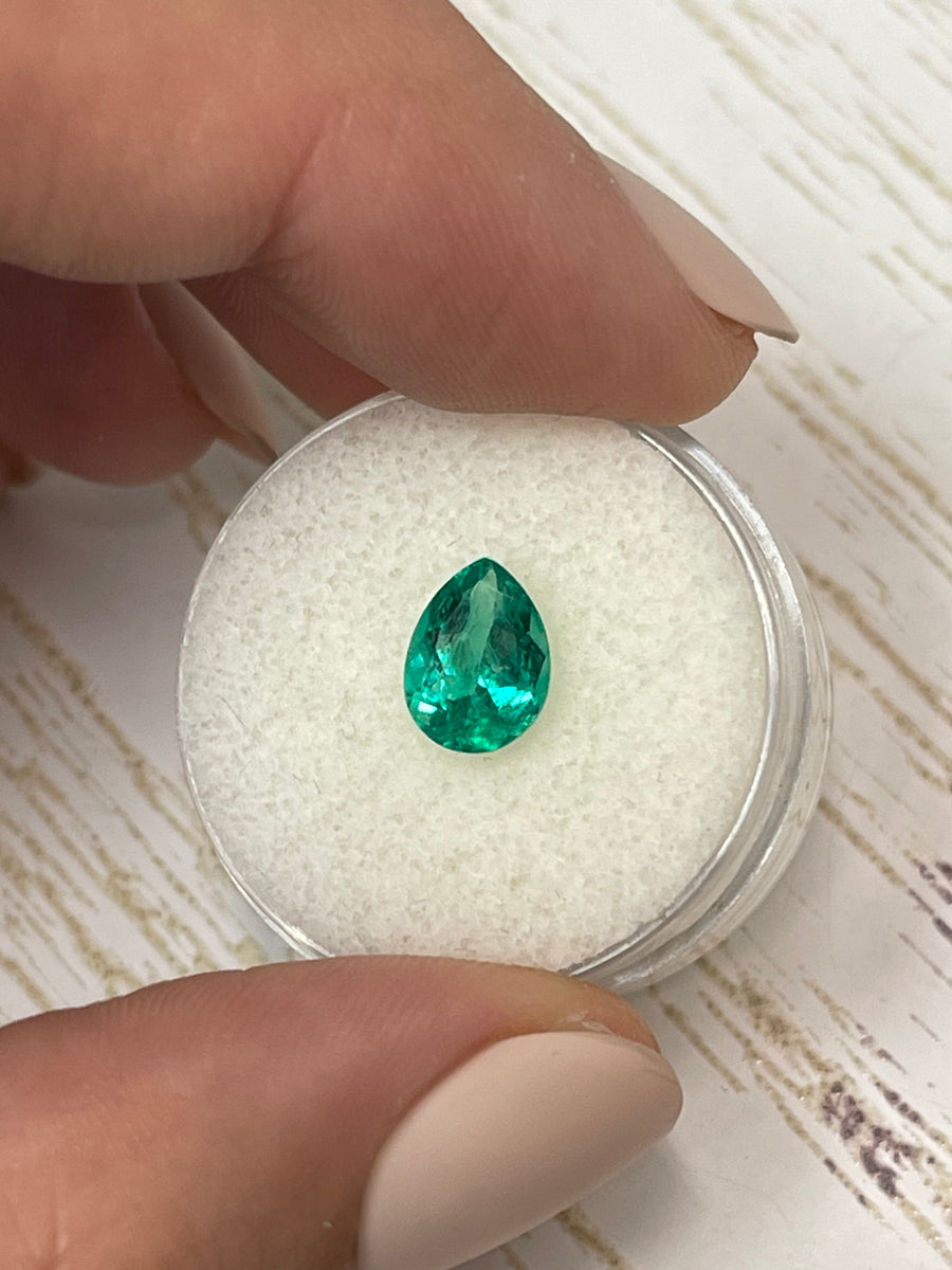 Exquisite Pear Cut Colombian Emerald - 1.30 Carats of Natural Blue-Green