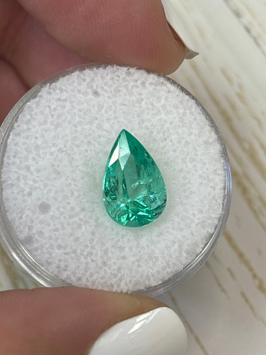 Green Natural Colombian Emerald - Pear Cut, 2.94 Carats, VS Clarity