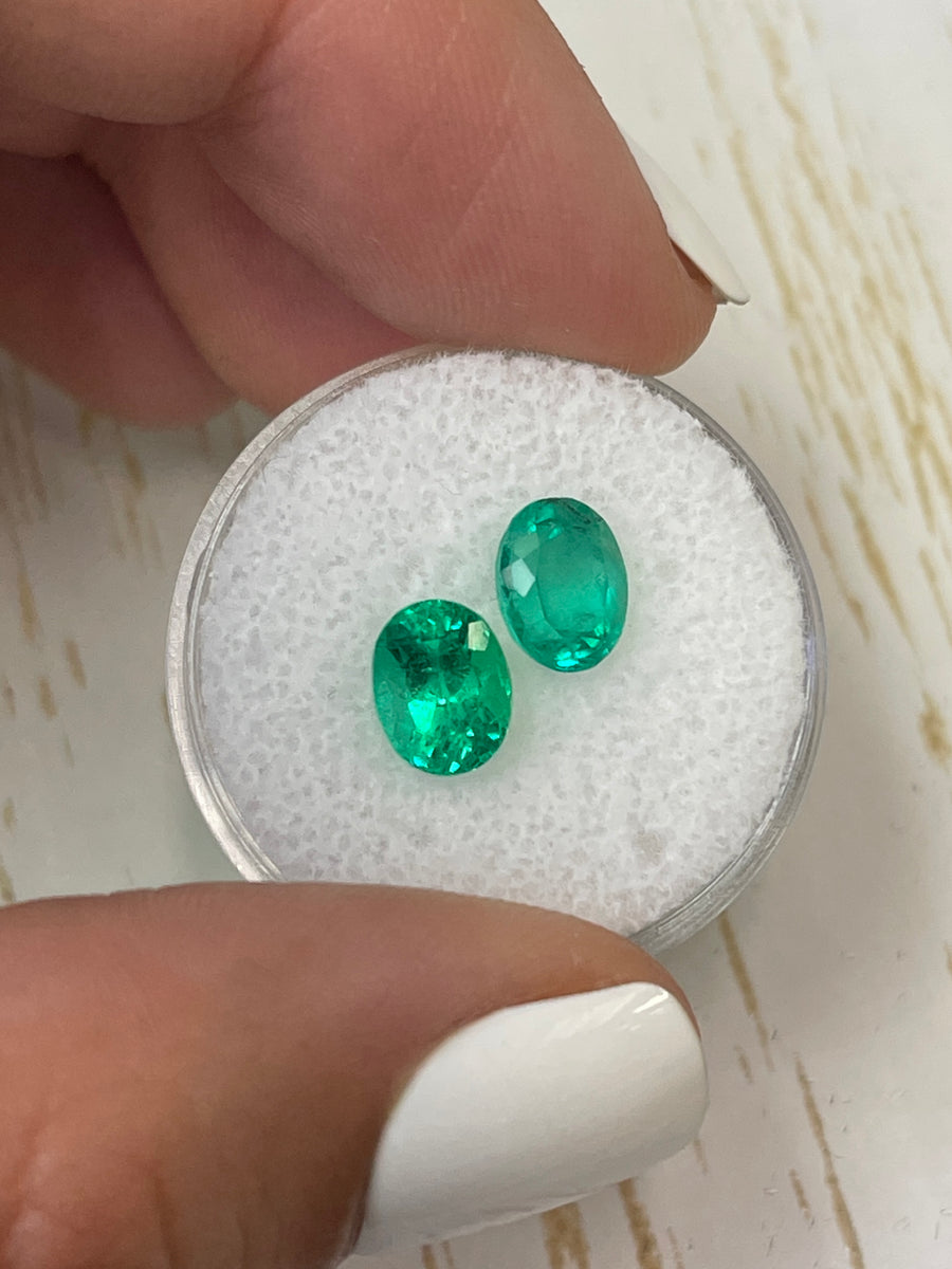 Two Loose Colombian Emeralds - Matching 8x6 Oval Cuts, 2.90 TCW