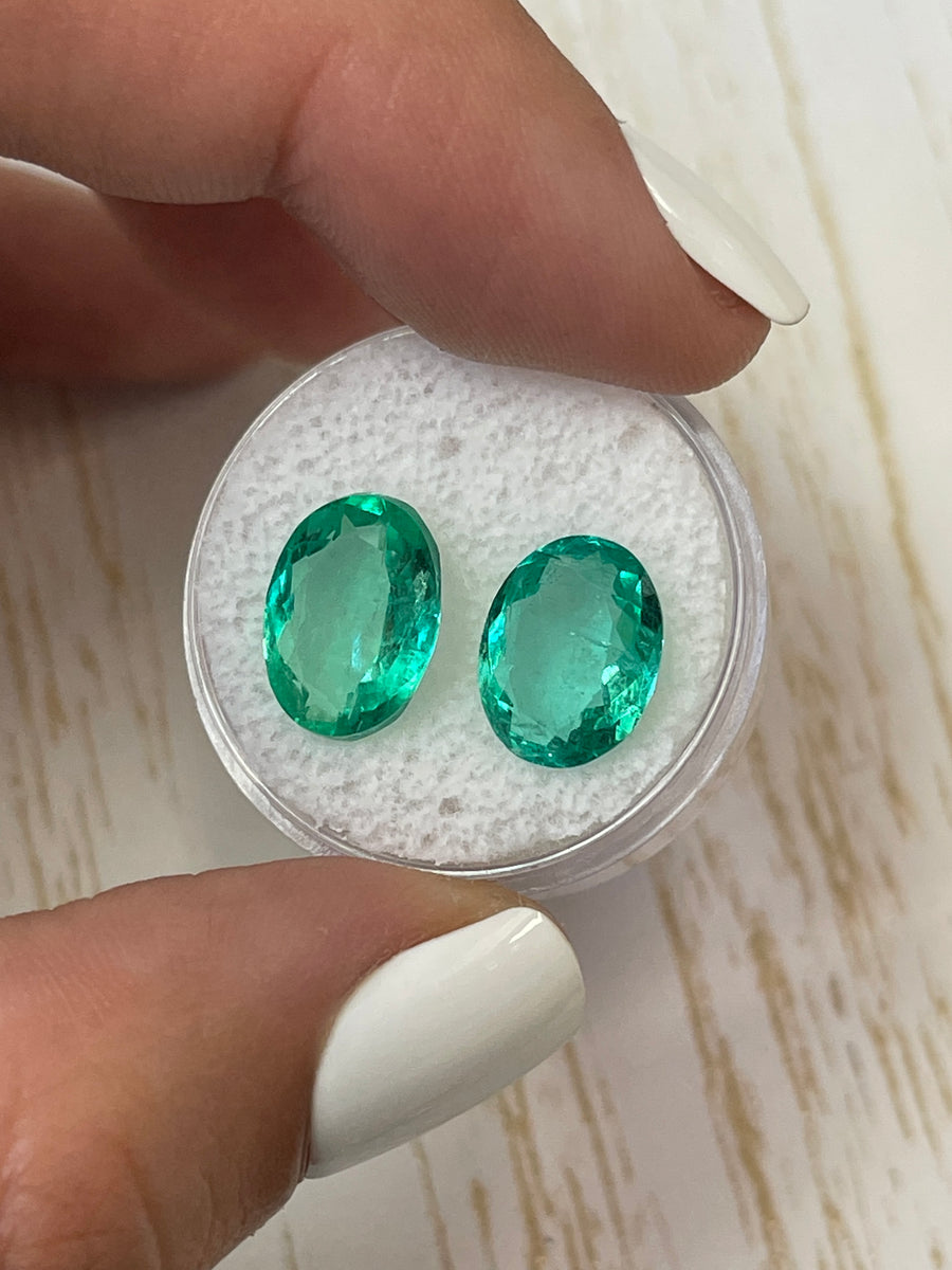 Pair of Loose Colombian Emeralds - 7.31tcw - Oval Shape - 12x9 Size
