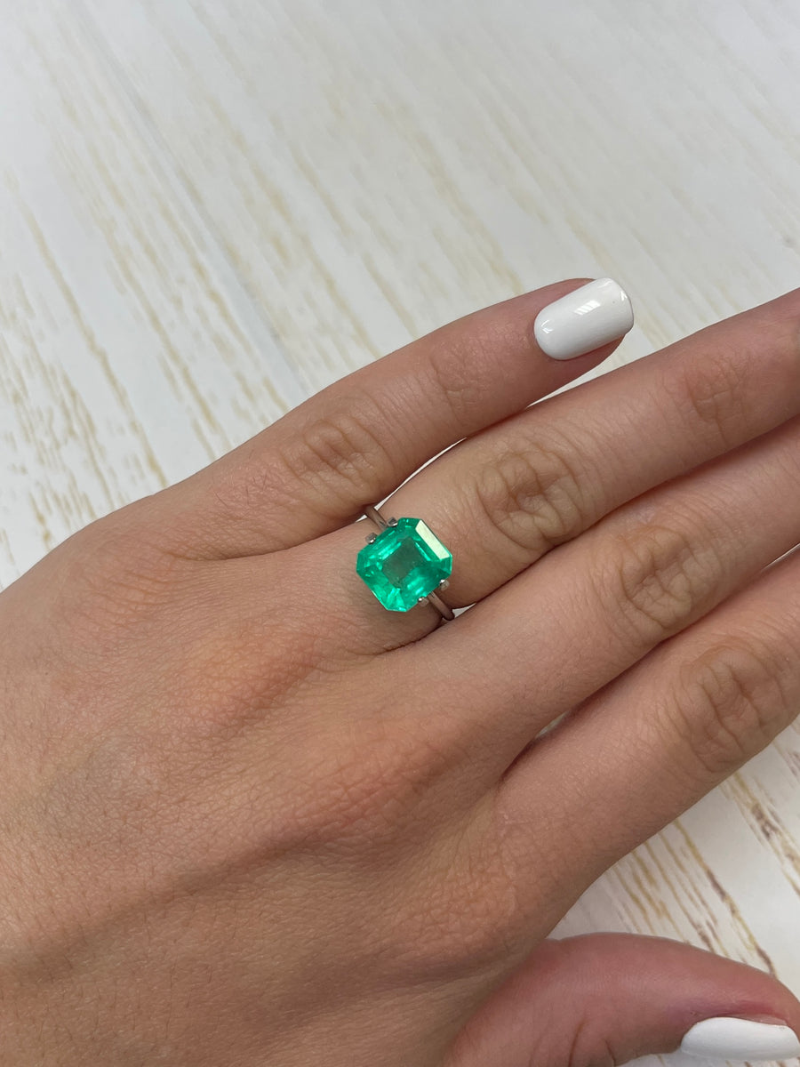 Spring Green 4.21 Carat Loose Colombian Emerald - Emerald Cut