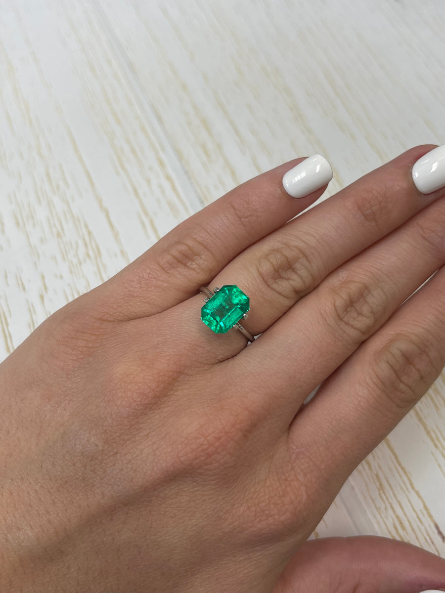 Exceptional 4.46 Carat Colombian Emerald - Vivid Muzo Green
