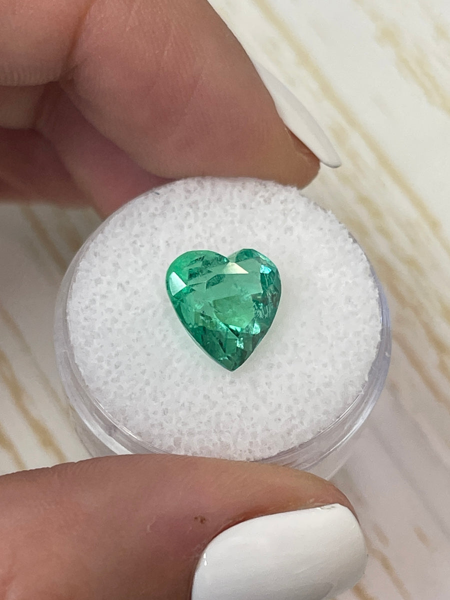 4.18 Carat Heart-Shaped Colombian Emerald - Exquisite Pastel Green Hue