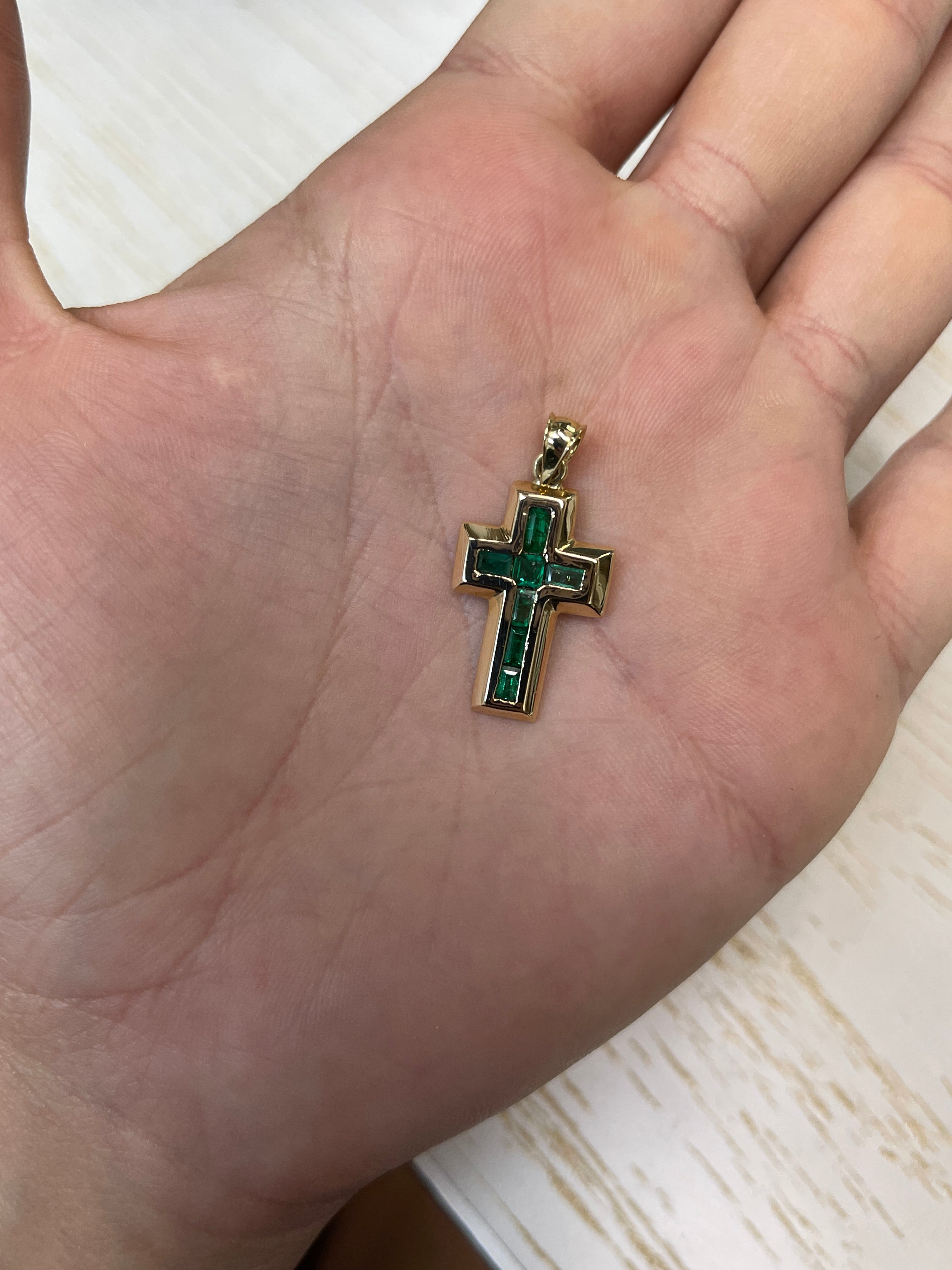 2.0tcw Colombian Emerald 14K Gold Cross - JR Colombian Emeralds