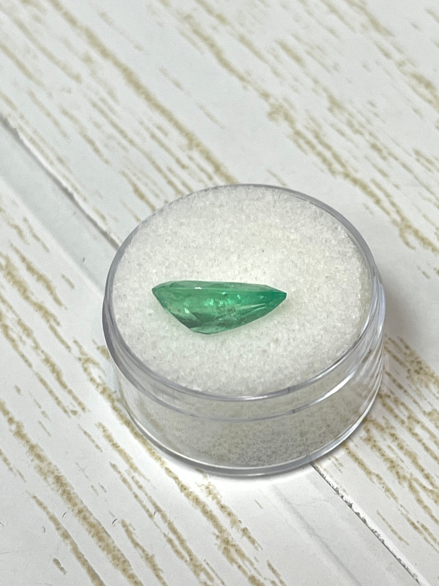 2.76 Carat Colombian Emerald – Brilliant Green Hue in Pear Cut