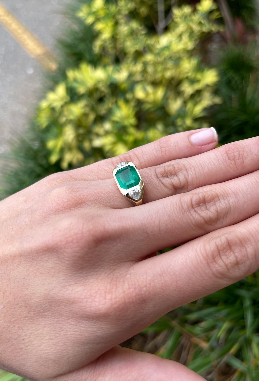 Statement 4.29tcw 3 Stone Emerald & Heart Cut Diamond Bold Gypsy Ring 18K