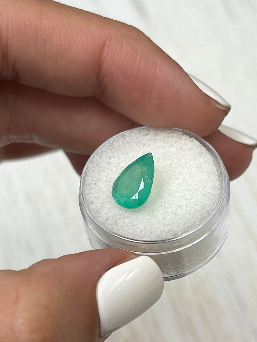 Colombian Emerald - 3.0 Carat Loose Gemstone in Bluish Green