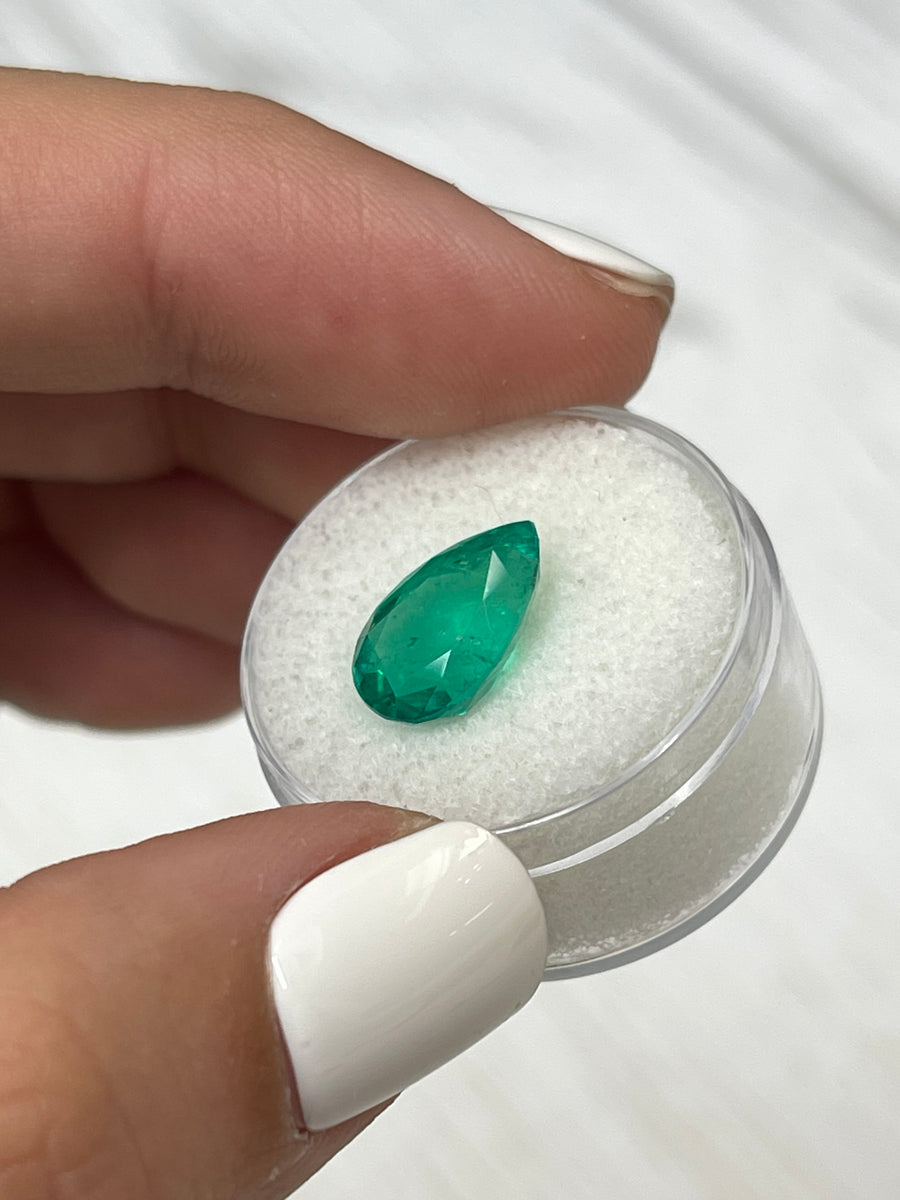 Emerald from Colombia - 3.80 Carats, Pear-Cut, Vivid Bluish Green Hue