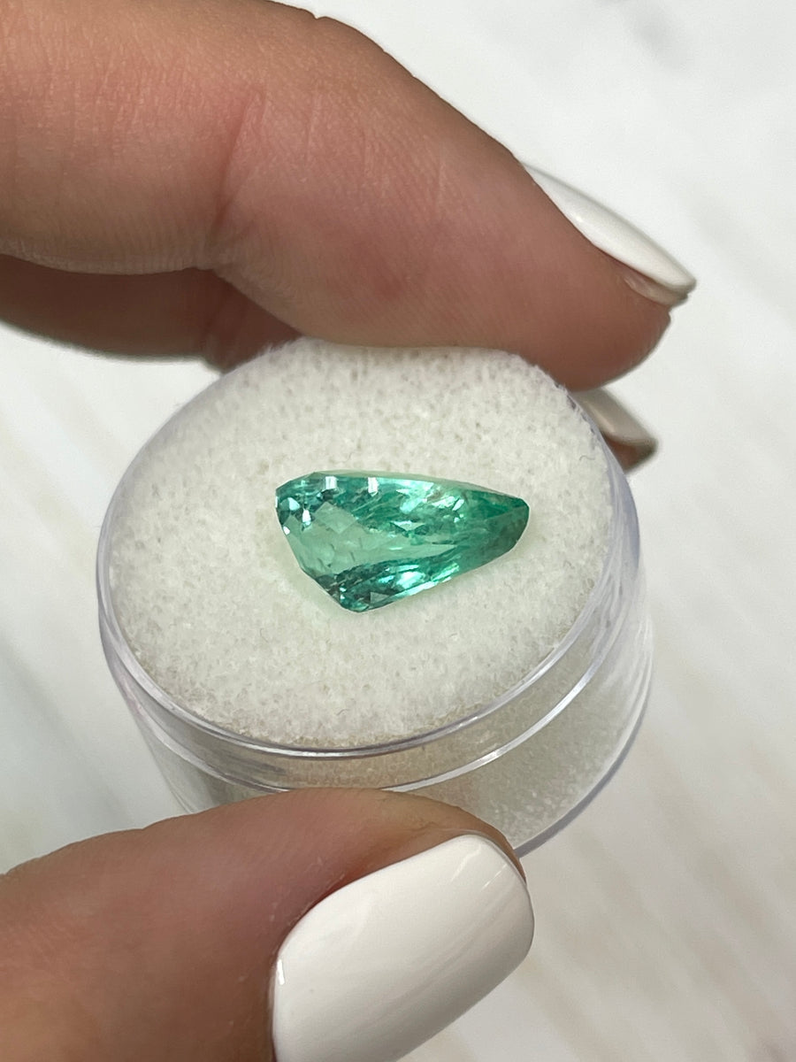 Emerald from Colombia - Pear Cut - 4.09 Carats - Vibrant Green - Loose Gemstone, 13x8mm