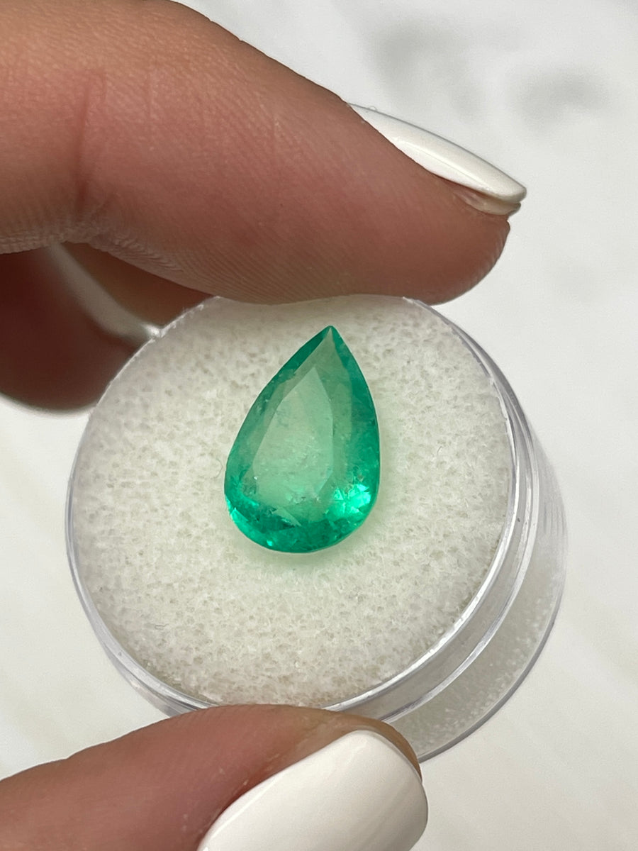 Loose Colombian Emerald - 4.10 Carats - Stunning Apple Green Pear Cut