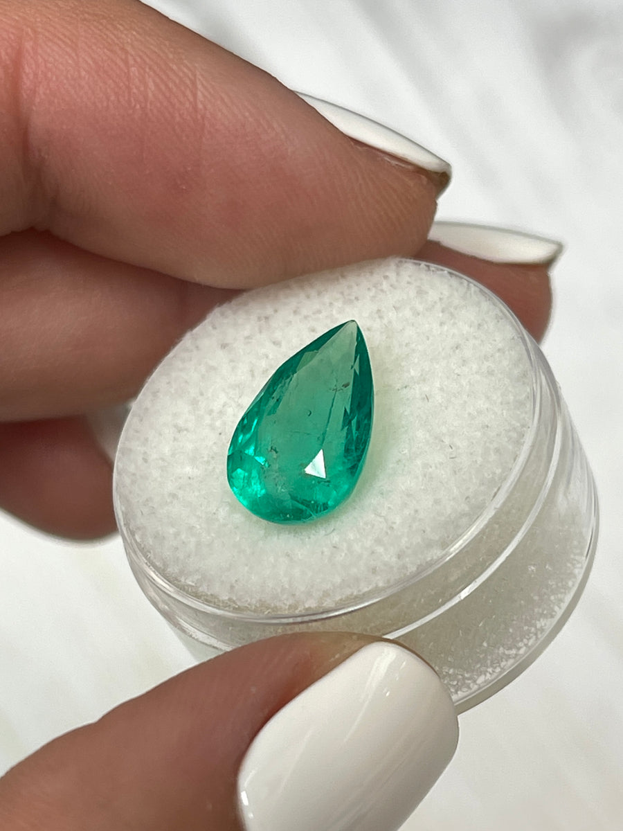 Sparkling 4.36 Carat Pear-Cut Colombian Emerald - Genuine Brilliance