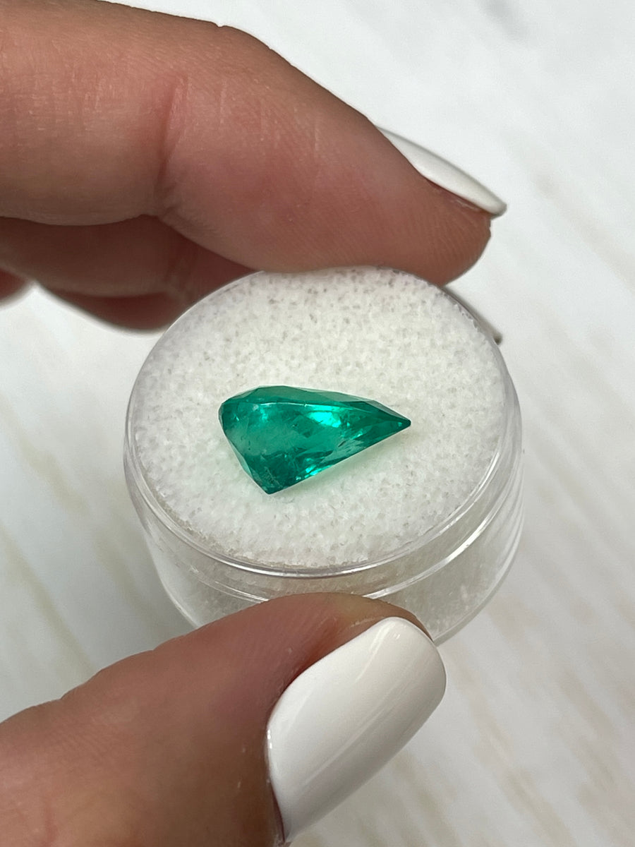 Dazzling 4.36 Carat Pear-Cut Colombian Emerald - Nature's Treasure