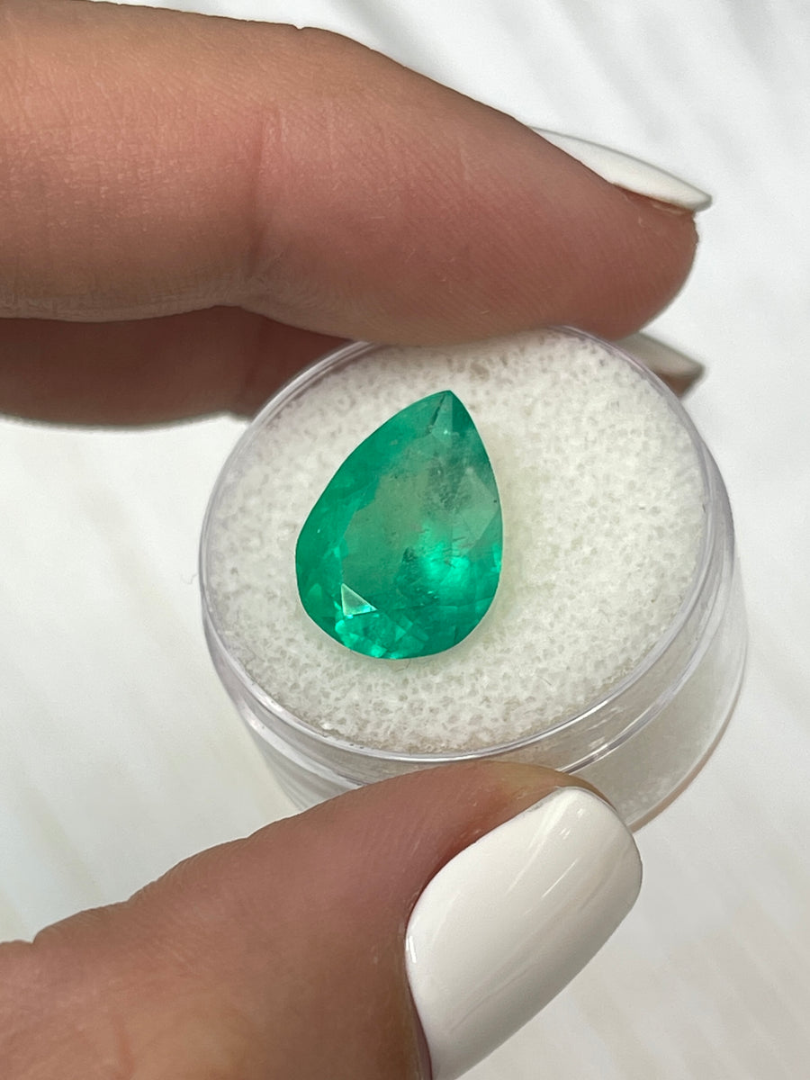 Brilliant 5.73 Carat Pear-Shaped Colombian Emerald - Natural Apple Green Beauty