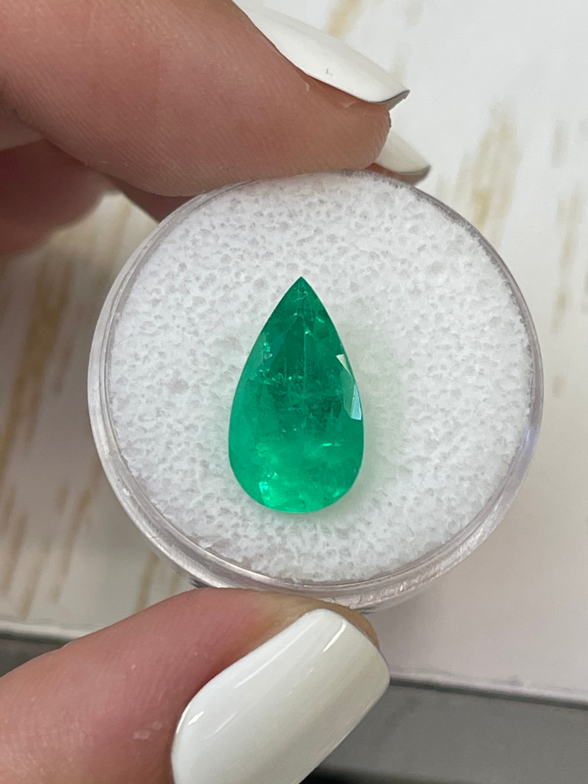 4.46 Carat Pear-Shaped Colombian Emerald - Vibrant Yellow-Green Gem