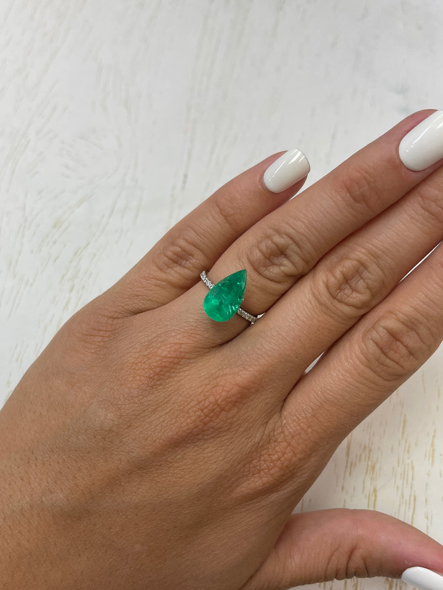 15x9mm Pear-Shaped Colombian Emerald - Genuine 4.46 Carat Beauty