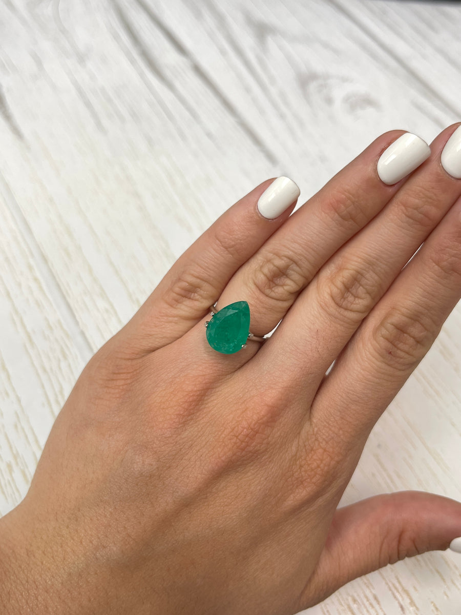 A Pristine 6.59 Carat Colombian Emerald, Sourced from a Forest