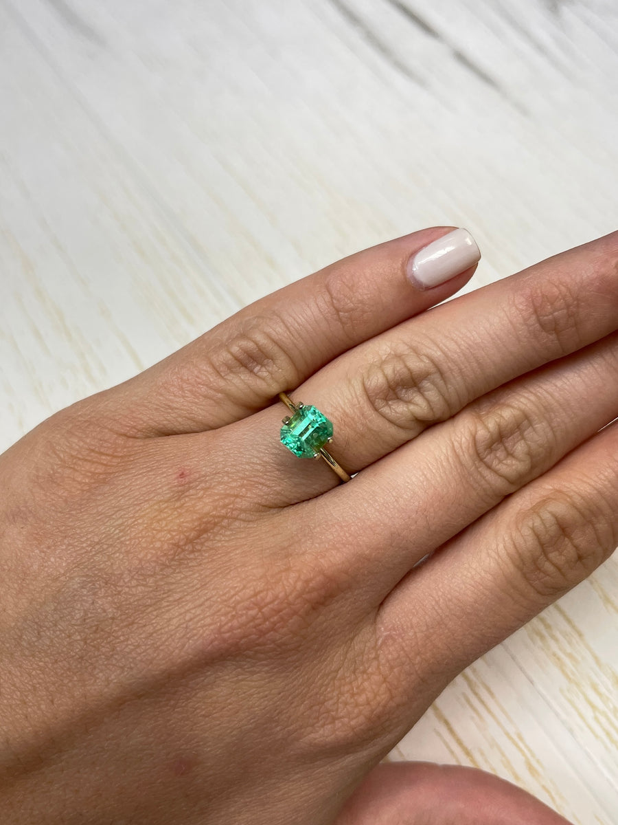 Unset Colombian Emerald: 1.66 Carat, Vivid Light Green, VS Clarity