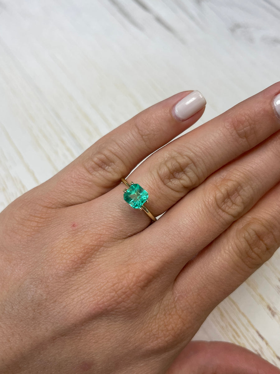 Colombian Emerald, 1.71 Carat, Asscher Cut - Gorgeous Vivid Bluish Green Stone