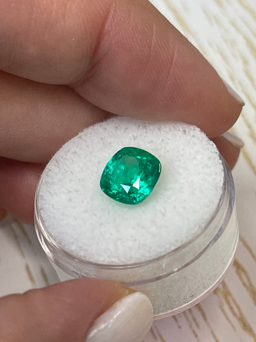 High-Quality 2.60 Carat Loose Colombian Emerald - AAA+ Grade - 9x8 Cushion Cut