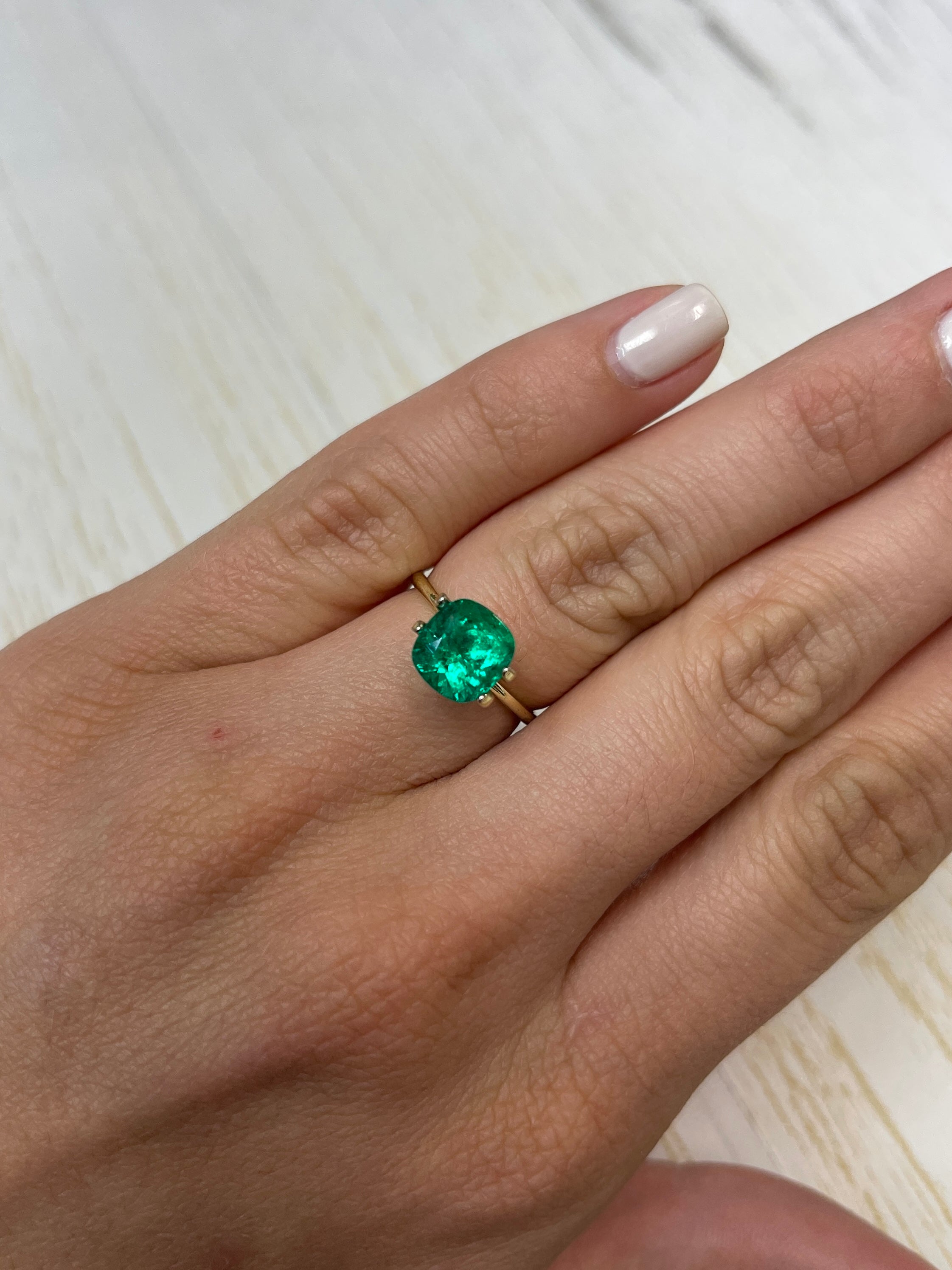 2.60 Carat AAA+ Minor Oil Vivid Green Natural Loose Colombian Emerald-Cushion Cut 9x8 Cushion Cut Emerald - JR Colombian Emeralds