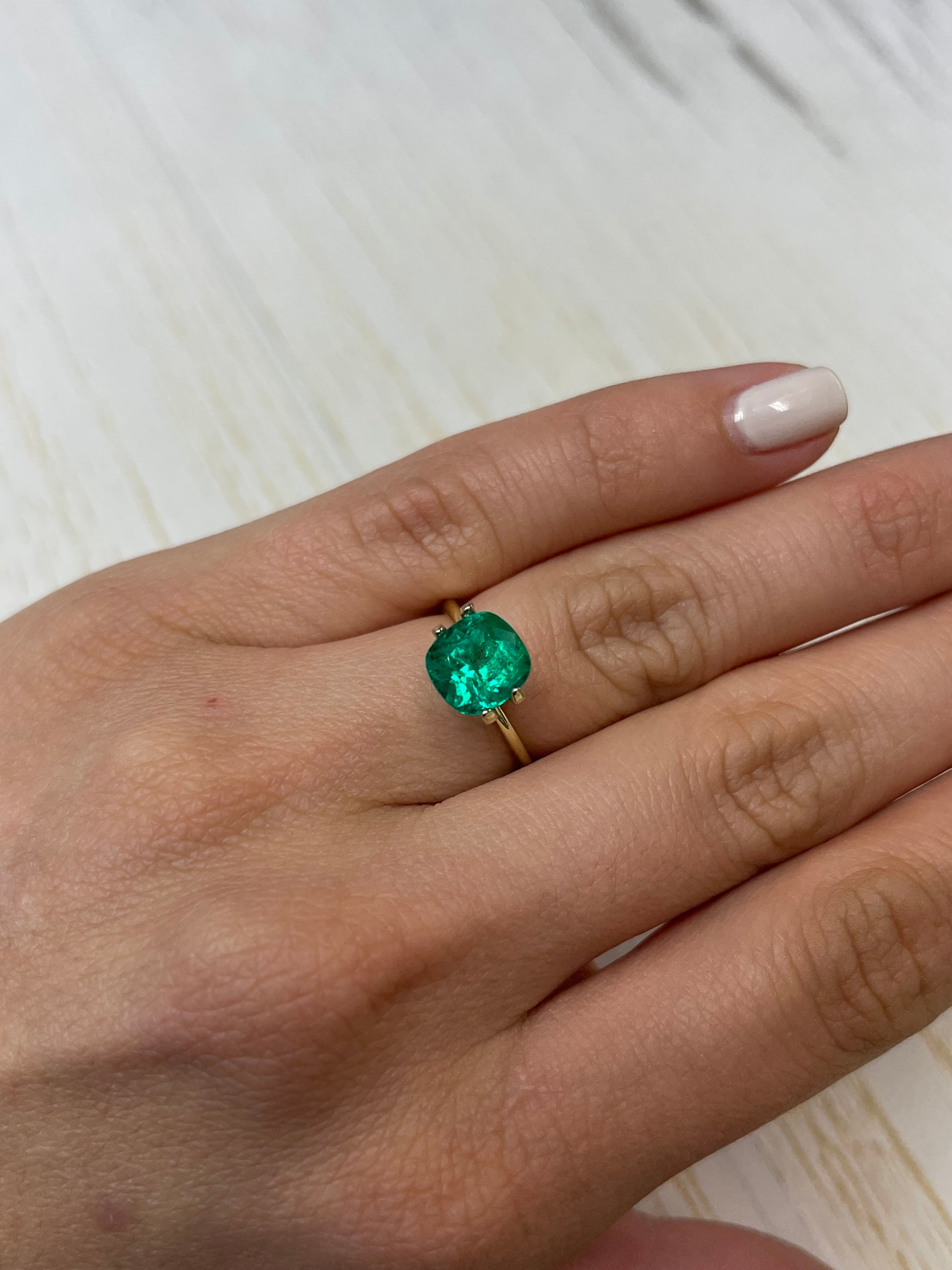 2.60 Carat AAA+ Minor Oil Vivid Green Natural Loose Colombian Emerald-Cushion Cut 9x8 Cushion Cut Emerald - JR Colombian Emeralds