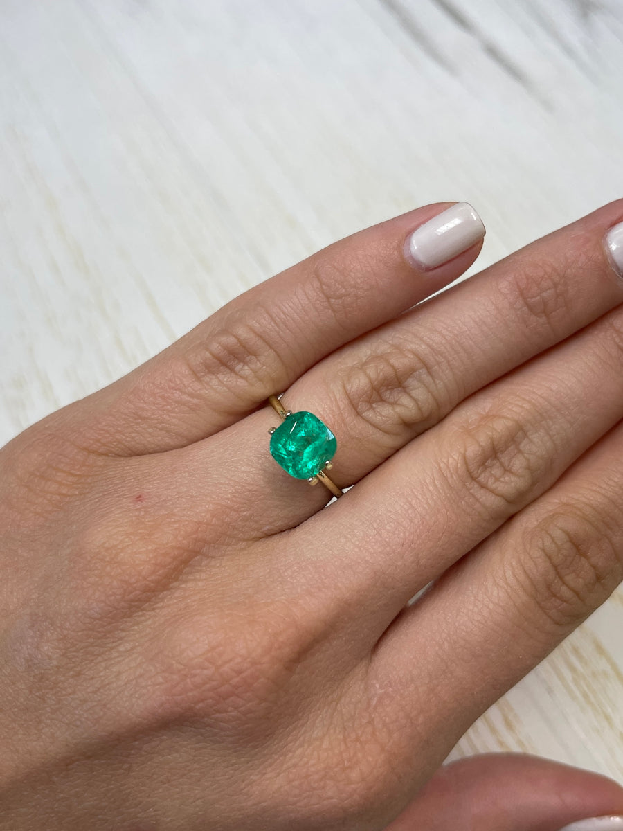 Exquisite 8.5x8.5mm Colombian Emerald - Natural Loose Cushion Cut