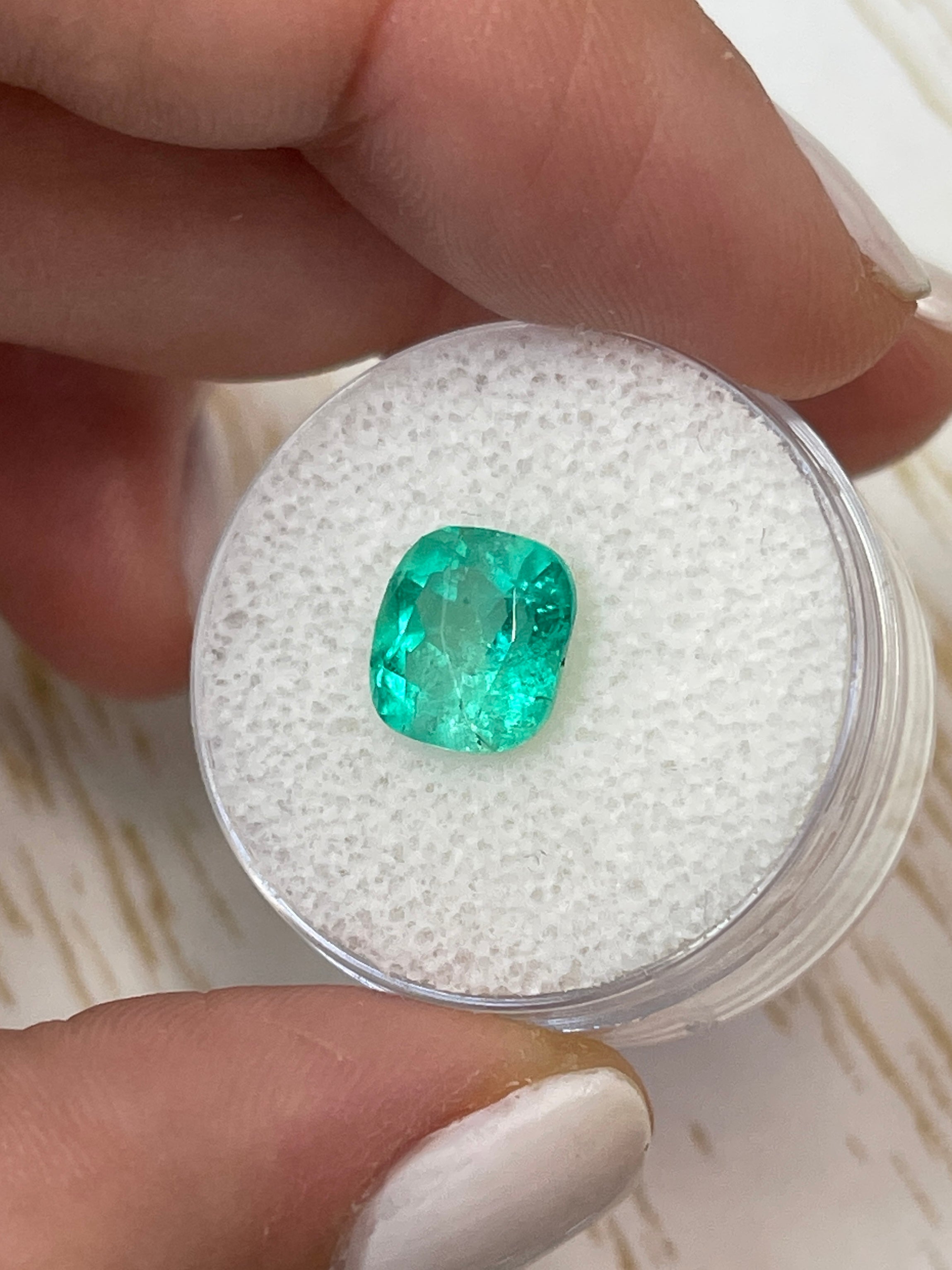 Emerald Gemstone - 2.65 Carat Loose Colombian Beauty in Pastel Green