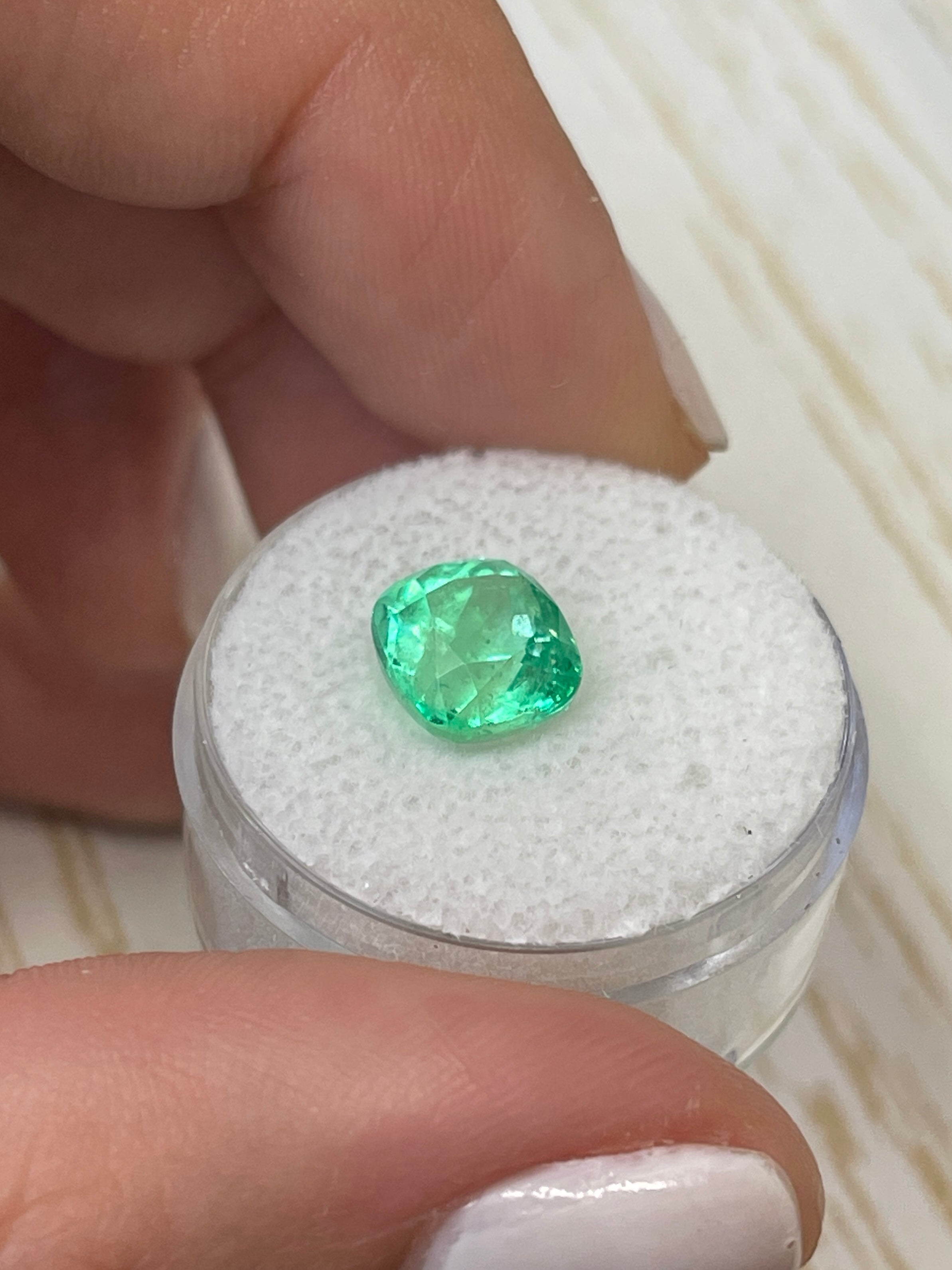 Exquisite 3.25 Carat Natural Colombian Emerald - Cushion Cut - Brilliant Yellow-Green Hue