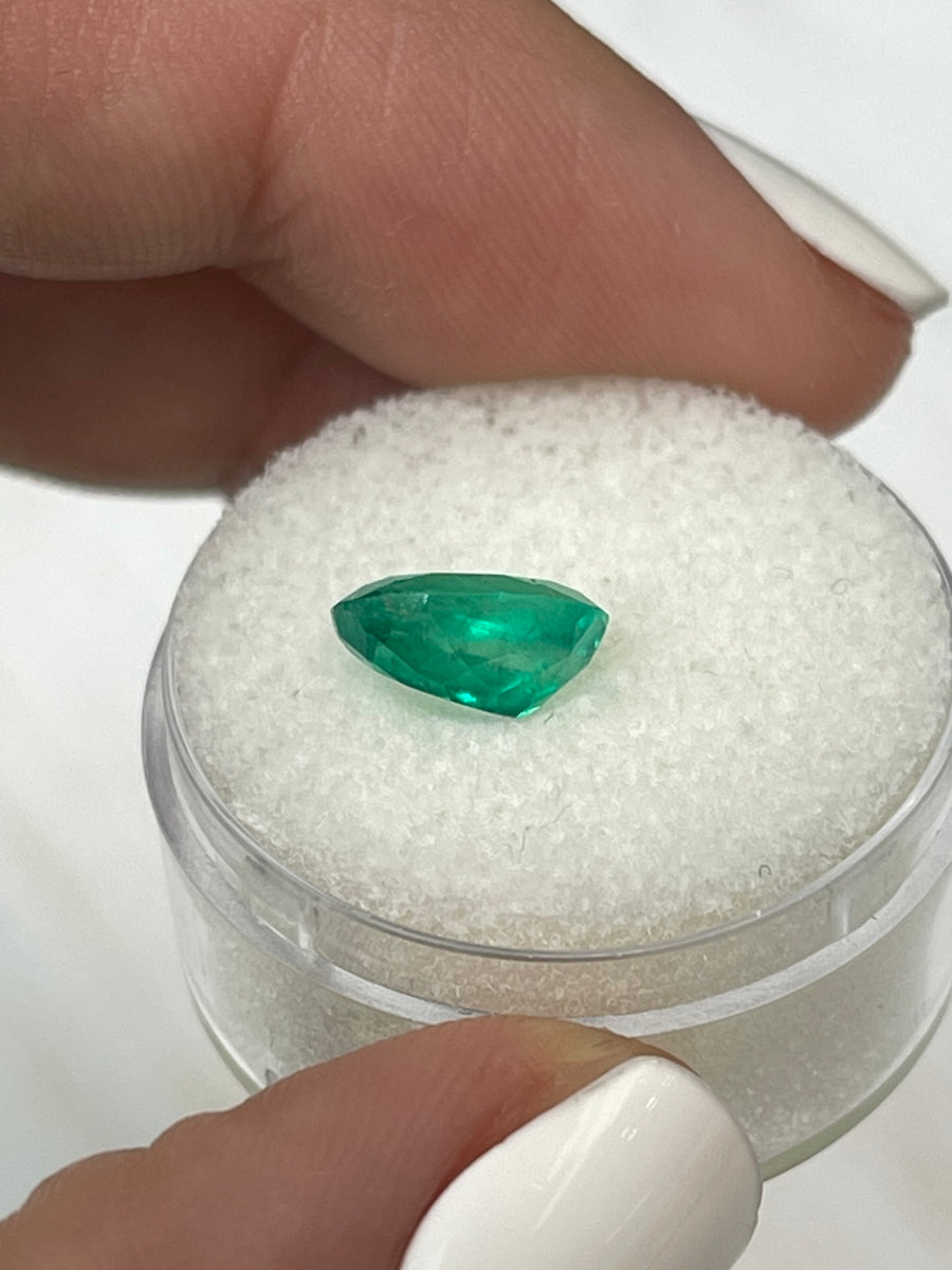 Green Colombian Emerald - 1.93 Carat Loose Gemstone, Oval Shape