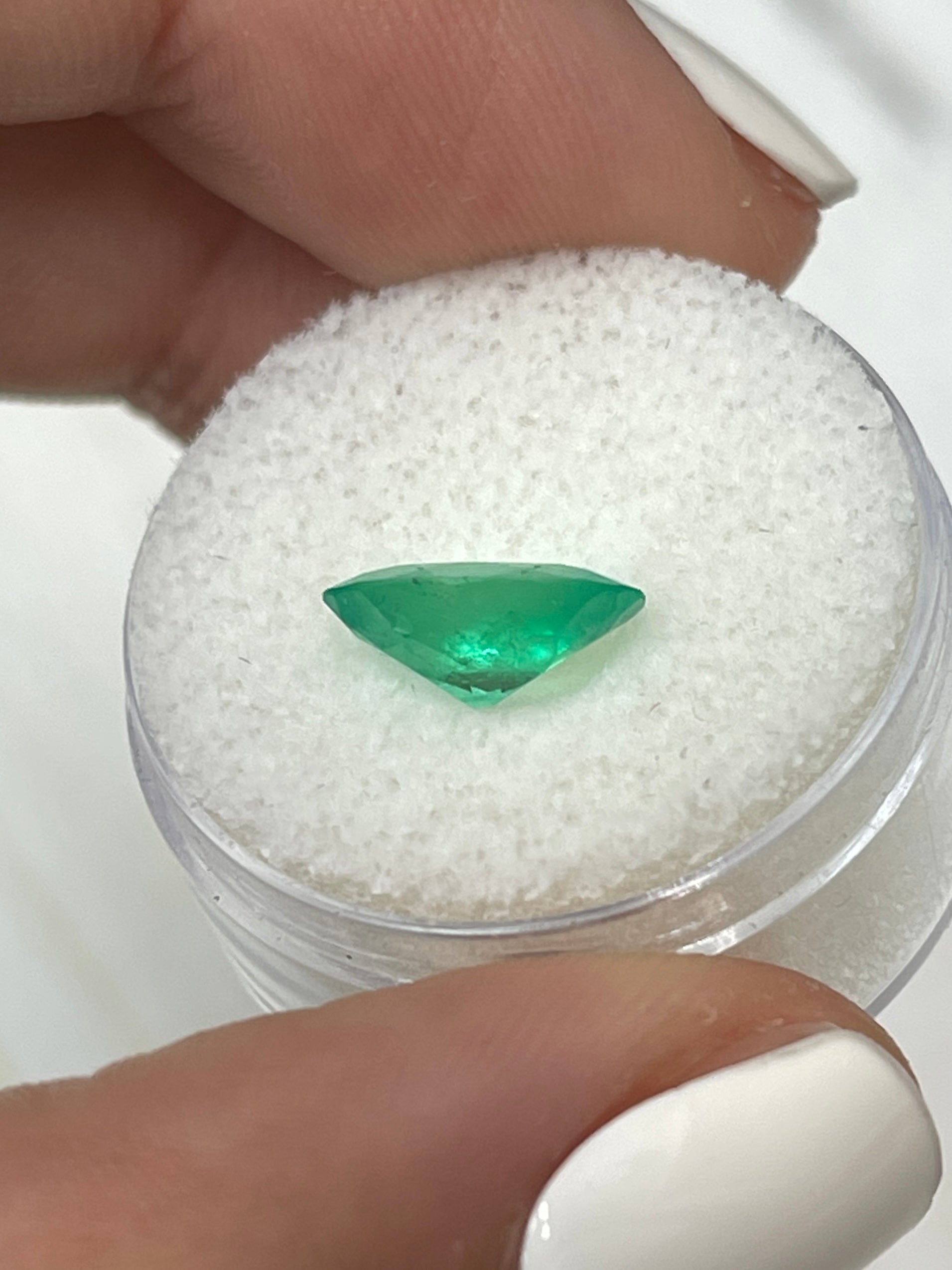 Colombian Emerald - Oval-Cut 1.96 Carat in Apple Green