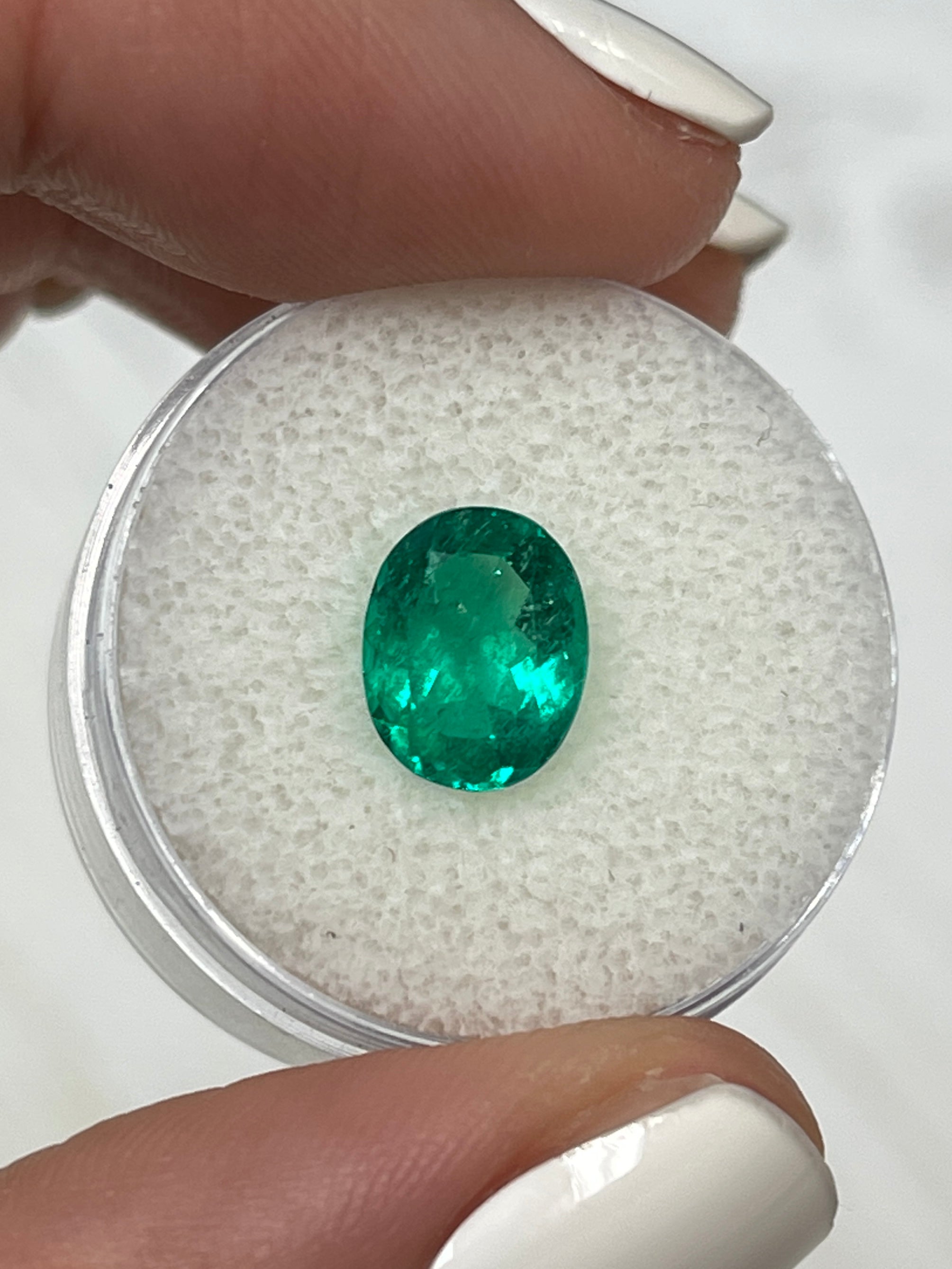 2.16 Carat 10x8 Vivid Muzo Green Natural Loose Colombian Emerald-Oval Cut - JR Colombian Emeralds